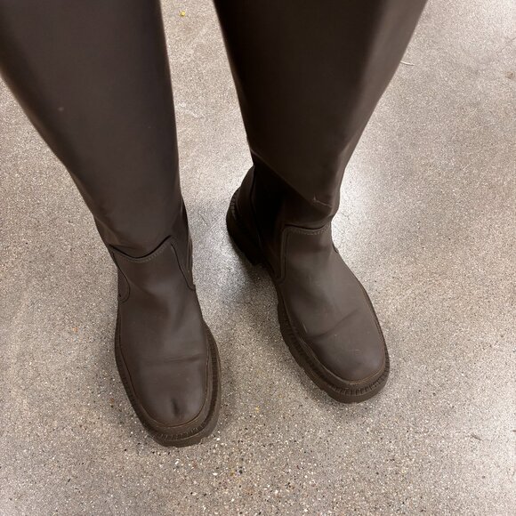 Zara Khaki Green Knee-High Rubber Rain Boots - Picture 6 of 8